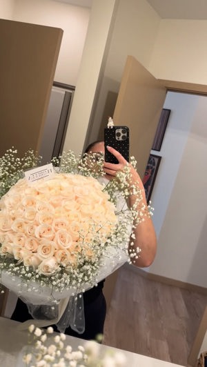 75 rose arrangement with baby's breath