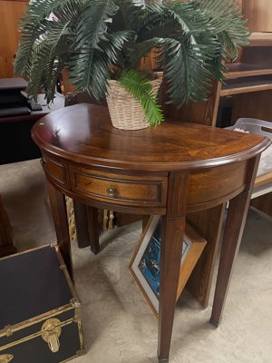 Half moon table