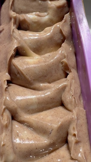 Oatmeal and cinnamon powder soap