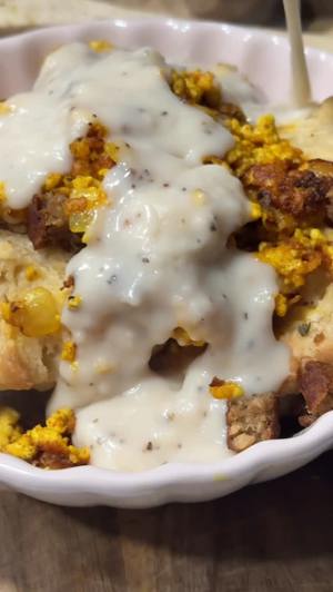 Biscuit bowl with sausage gravy and tofu by Sourhoe Micro Sourdough Bakery, Austin TX