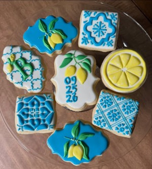 Citrus themed bridal shower cookies de Boo's Bakery MN, Cottage Grove, MN