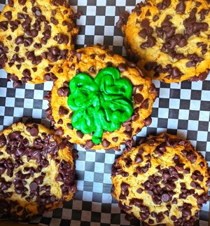 Chocolate chip cookies (box of 6)