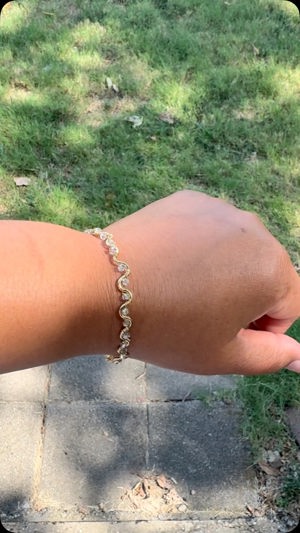 Wavy bracelet