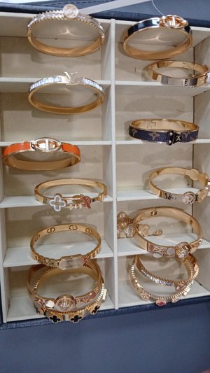 Gold Bangle Bracelet Collection