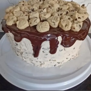 Chocolate Chip Cookie Dough Cake