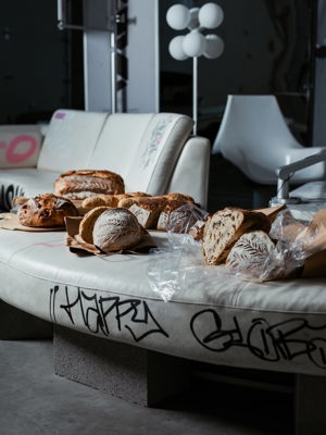 Garlic artisan loaf