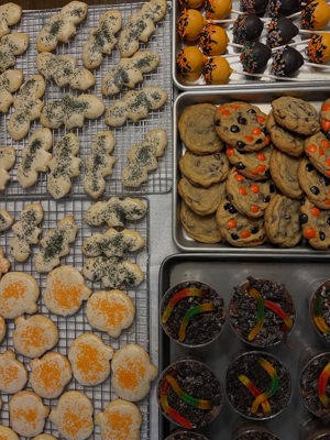 Halloween baking box