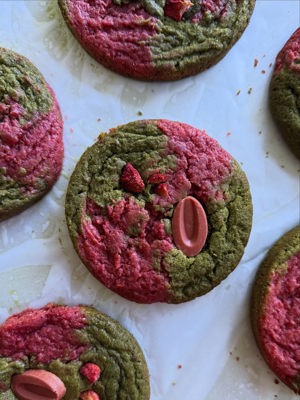 Strawberry Matcha Cookie de 3pm Oyatsu Bakery, Tampa, FL