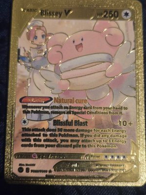 Blissey V Gold Pokémon Card