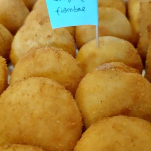 Rissóis de queijo e fiambre, de Bake & Bloom, Fernão Ferro