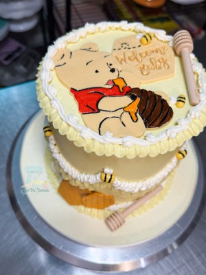 Baby shower cake
