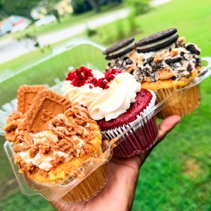 Cupcakes (6-count, up to 2 flavors)