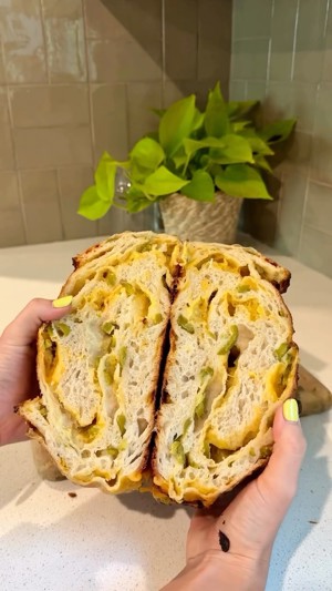 Jalapeño cheddar sourdough loaf