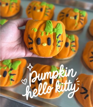 Pumpkin Hello Kitty concha