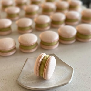 Champagne pistachio macarons