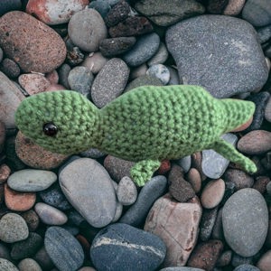 Leo the lizard plushie