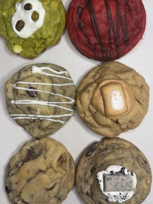 Cakes in key lime, strawberry shortcake, chocolate peanut butter, s'mores