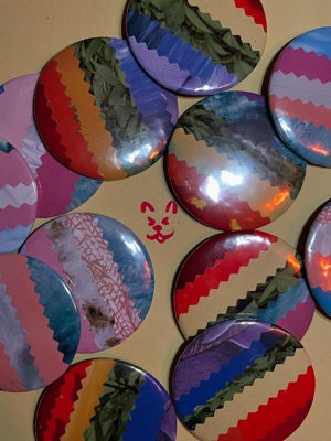 Collage pride flag pins de Lucky Dog Crafts