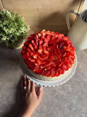 New York Style Cheesecake with fresh strawberries