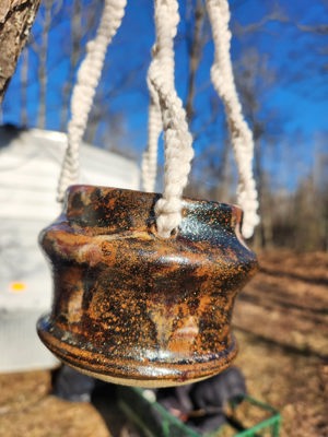 Plant hanger