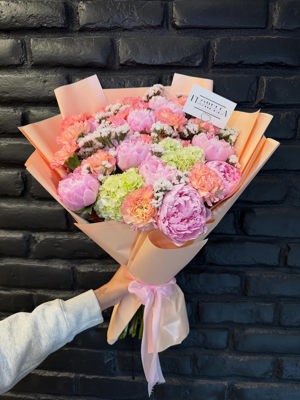 Mixed peony bouquet