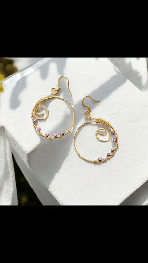 Hand-shaped wire earrings