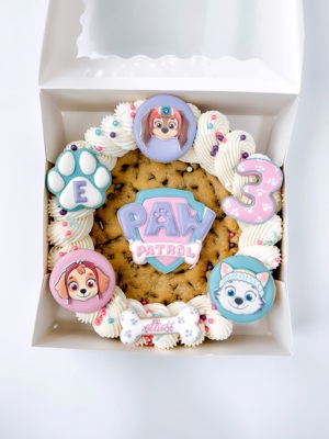 Personalized cookie cakes