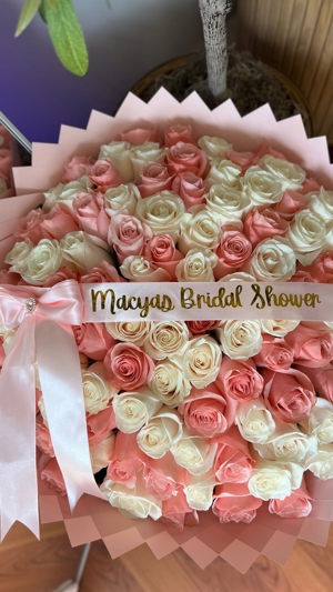 100 ivory and white rose bouquet