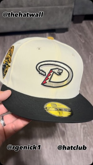 "Daft Punk" fitted cap de Dodo's Collectibles