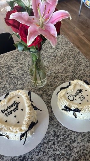 Heart shaped birthday cake de Cookies by Chefness, Minneapolis, MN