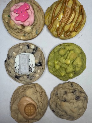 Circus animal stuffed cheesecake cookie