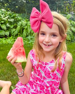 Melon Crush print with coordinating bows de Little Roo's MN, MN