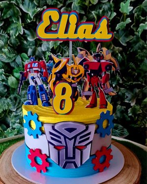 Bolo de aniversário personalizado