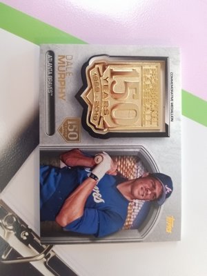 2008 Topps Dale Murphy Commemorative Medal Card
