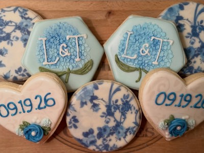 Bridal shower decorated cookies