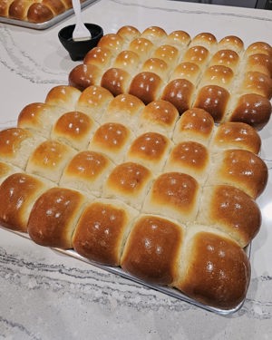Dinner rolls