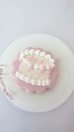 Decorated sugar cookie sets