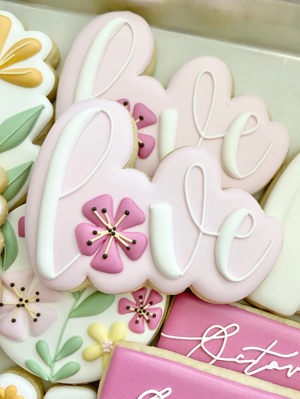 Bridal shower flower cookies