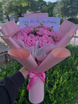 Crochet flower bouquet