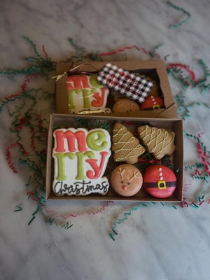 Holiday gift boxes