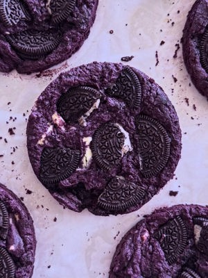 Ube Oreo Cookie de 3pm Oyatsu Bakery, Tampa, FL