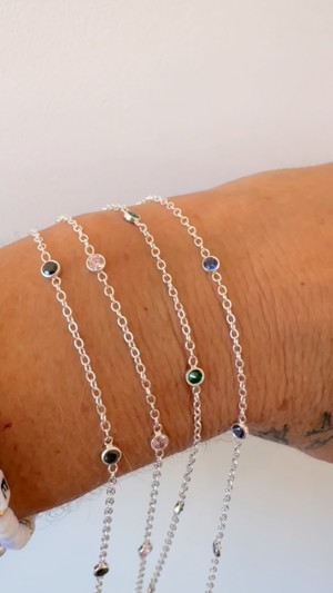 Hamsa chain