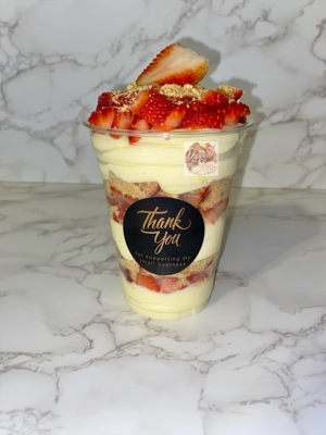 No-bake strawberry cheesecake cups
