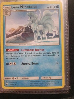 Alolan Ninetales Pokémon Card