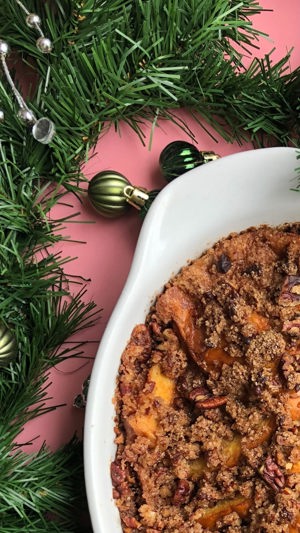 Fatias douradas de forno com praliné de noz-pecã de Doces com Luz, Amora, Setúbal